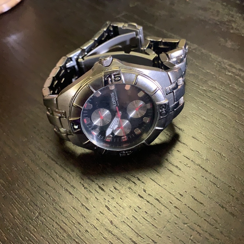 Vintage  Watch Lorus by Seiko LR3202 Silver Color Face Date‎ Day Calendar